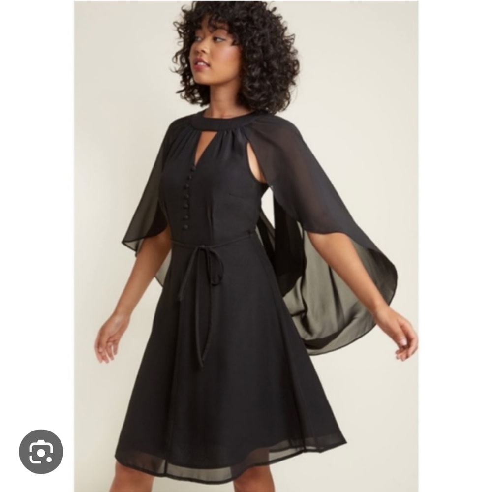 ModCloth Icing on the Cape black dress. Size M
